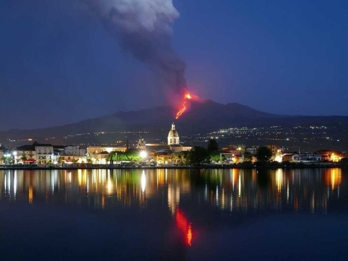 El Volc N Etna Registr Otra Impresionante Erupci N