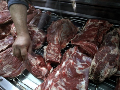 El gobierno nacional prorrogó el cepo a la carne hasta el 31 de octubre