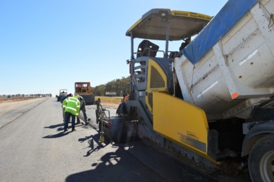 Continúan "a buen ritmo" los trabajos en la autopista sobre la ruta 33 entre Bahía y Tornquist