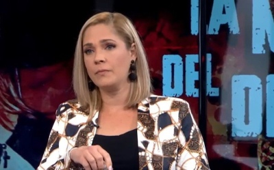 Mavys Álvarez declaró que Diego Maradona le pegaba: “Una vez, me subió por la escalera de los pelos”