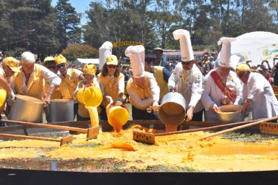 Pigüé celebra este domingo su 137 aniversario con otra edición de la Omelette Gigante