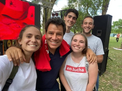 Facundo Manes se mostró con la nueva presidente de la Juventud Radical