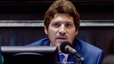 Diputado de la Sexta pide derogar la ley que exige la expresión "30 mil desaparecidos"