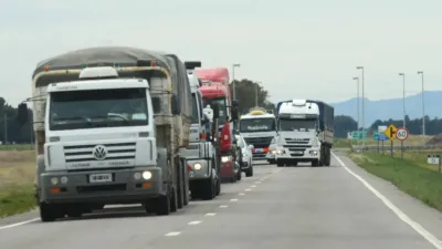 Los transportistas comienzan un paro nacional en las rutas argentinas