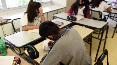 El preocupante informe que revela el deterioro de la escuela argentina