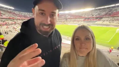 ¿River o Boca, qué hinchada suena más fuerte?: la comparación de dos youtubers españoles en la Bombonera y el Monumental