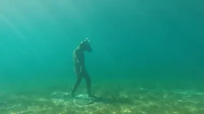 Impresionante hallazgo en Neuquén: un minotauro abajo del agua