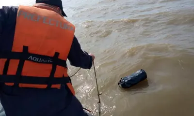 Encuentran más de 140 kilos de cocaína flotando frente a la Base Puerto Belgrano