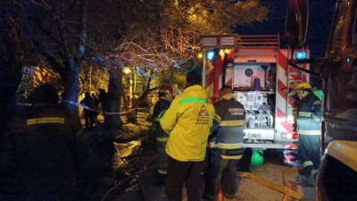 Una mujer y sus tres hijos pequeños murieron en otro incendio en Campana