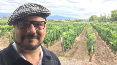 Ofrece tours en bodegas de Mendoza y no puede pasar precios por la crisis: ”Pierdo clientes”