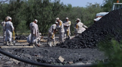 México: Desesperada búsqueda de 10 mineros que están atrapados y sin comunicación hace más de 34 horas