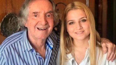 La nieta de Carlitos Balá contó cómo fueron las últimas horas de su abuelo