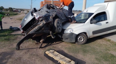 Un fallecido en Bahía Blanca tras un impactante vuelco dentro de la ciudad