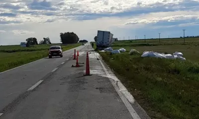 Un camión perdió parte de una sustancia peligrosa cuando circulaba por la Ruta 3