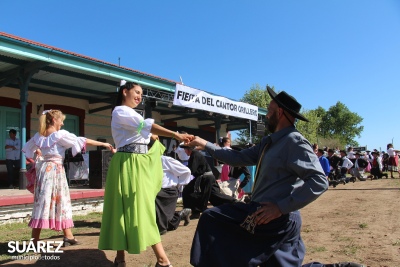 Huanguelén vivió a puro folclore la 2° edición del Festival del Cantor Orillero