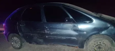 Una familia volcó el auto en Ruta 33