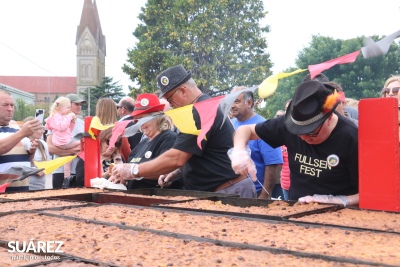 “Es un orgullo compartir estas fiestas que valorizan nuestras tradiciones de Alemanes del Volga. Feliz Füllsen Fest”