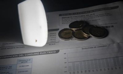 Los aumentos de precios que llegarán en febrero: combustibles, telefonía, prepagas y electricidad