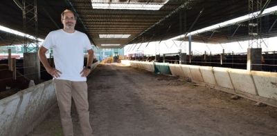 Cnel Suárez: construyó un feedlot con piso de hormigón y con la bosta de los animales genera electricidad para 2.000 personas