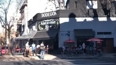 Violento asalto comando a un bodegón en Parque Avellaneda: “Tuve que defender a mi señora y a mi mamá con un cuchillo”