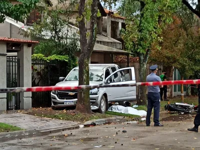 Rosario: atropelló y mató con su camioneta a dos motochorros que lo habían asaltado y fue condenado