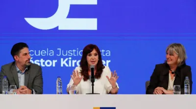 Cristina Kirchner responsabilizó al FMI por la inflación y pidió revisar las cláusulas del acuerdo