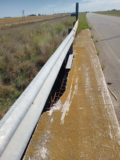 Vecinos de Pasman reclamaron el sábado la urgente reparación del puente sobre la ruta 85