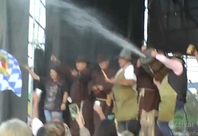 Video: El momento del espicher en la Die Volga Fest