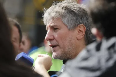 Trasladan a Amado Boudou en un vuelo sanitario, luego de su descompensación en Neuquén