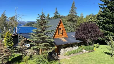 Quiso alquilar una casa en Bariloche y se espantó con el precio: “Ir y volver al espacio me salía más barato”