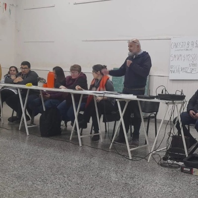 Moccero hizo una oferta a los trabajadores municipales. Son  en general sumas fijas que no van al básico. No parece atractiva