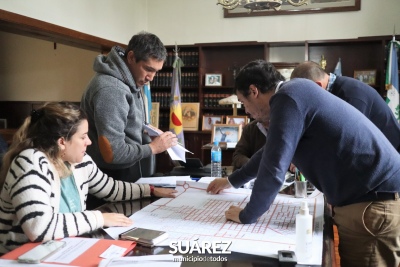 El municipio firmó el convenio para avanzar con más cuadras de pavimento en todo el distrito