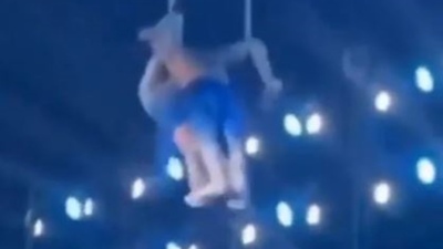 Dos trapecistas argentinos heridos tras caer en pleno show en circo de Brasil