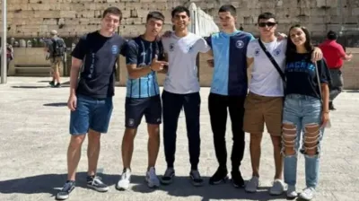 La pesadilla de seis jóvenes varados en Israel y la angustia de sus familiares: “El momento de irse es ahora”