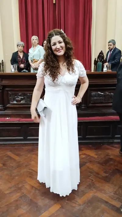 Una diputada salteña juró con anillo y vestida de novia: “Me casé con mi gente”