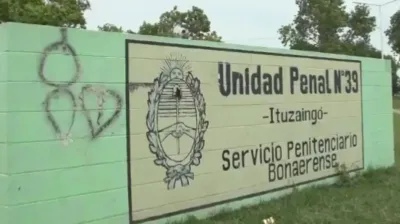 Horror en Ituzaingó: denuncian a una mamá por enviar fotos de su hija de 4 años desnuda a su novio preso