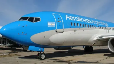 El Gobierno recortó más del 40% de los cargos más altos de Aerolíneas Argentinas