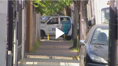 Un odontólogo atacó a balazos las casas de sus vecinos en Lanús, se atrincheró durante horas y se mató