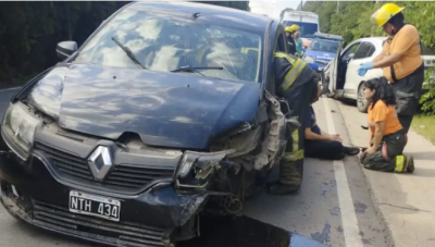 Un automovilista manejaba en contramano, chocó y mató al conductor de una moto en Córdoba: “Me distraje”