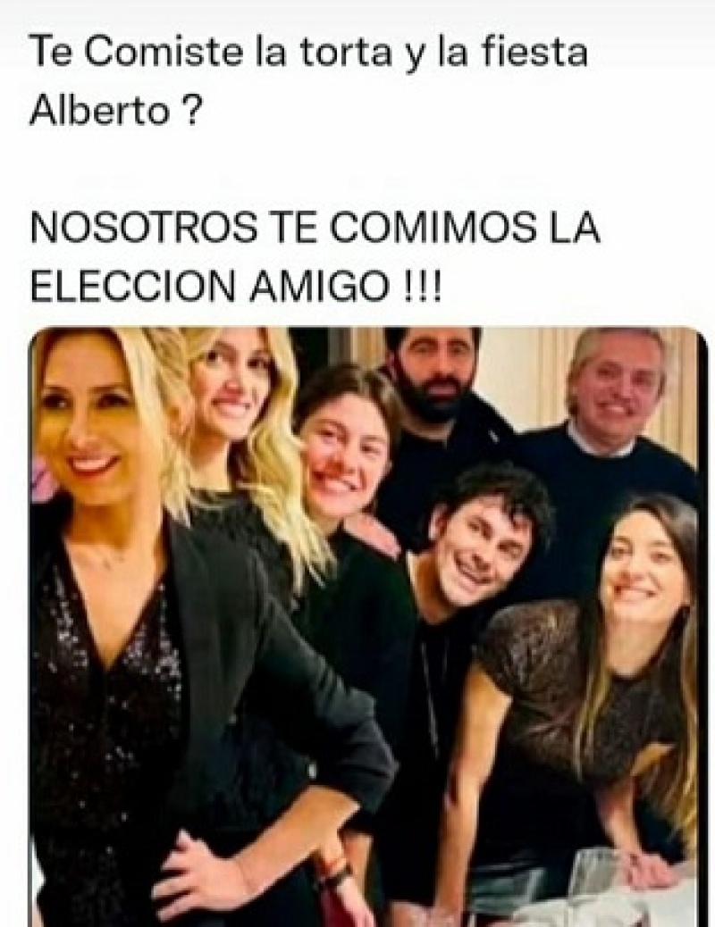 Algunos de los memes que dejaron las Paso