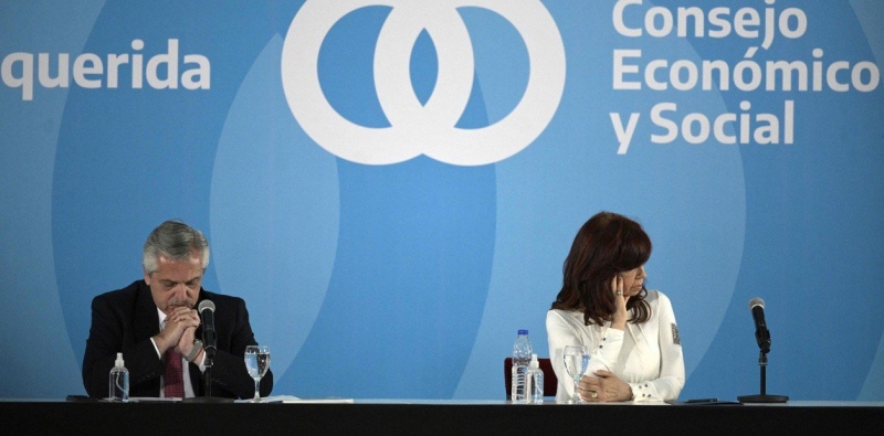 Cristina Kirchner sigue enojada, Axel Kicillof está en shock y Alberto Fernández sale a pedir auxilio