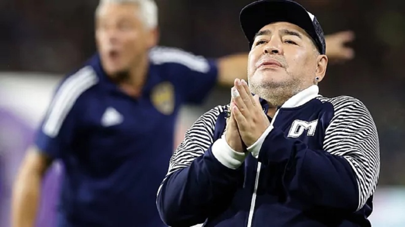 Procesan a los siete imputados por la muerte de Maradona