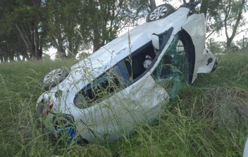 Pigüenses accidentados en la ruta 65: una mujer y su hijo resultaron heridos