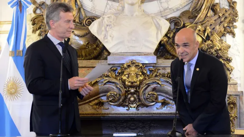 Mauricio Macri junto a quien fuera su jefe de inteligencia