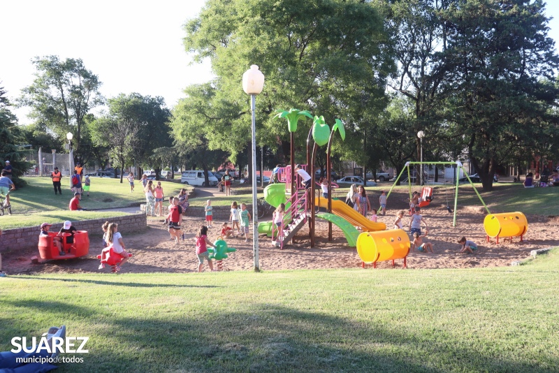 Inauguraron nuevos juegos en la plaza “Tambor de Tacuarí”