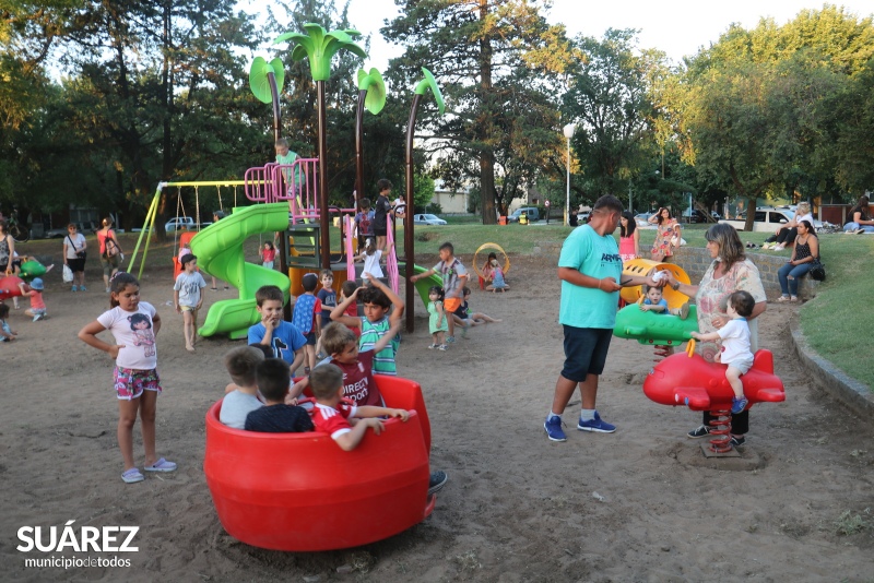 Inauguraron nuevos juegos en la plaza “Tambor de Tacuarí”