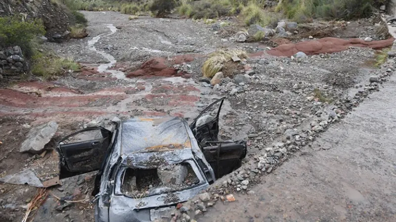 Tragedia en Mendoza: un hombre y sus hijos de 6 y 11 años murieron al ser arrastrados por un alud