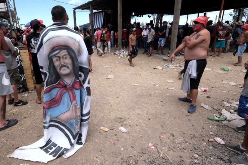 Gauchito Gil: una multitud celebra al ”santo de los pobres” en Corrientes