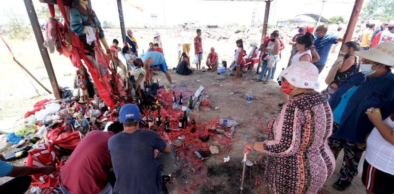 Gauchito Gil: una multitud celebra al ”santo de los pobres” en Corrientes