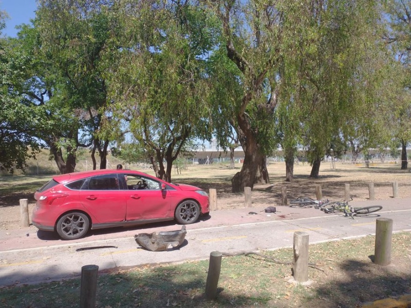 Locura en los Bosques de Palermo: un conductor atropelló a ciclistas y runners, mató a una mujer y huyó